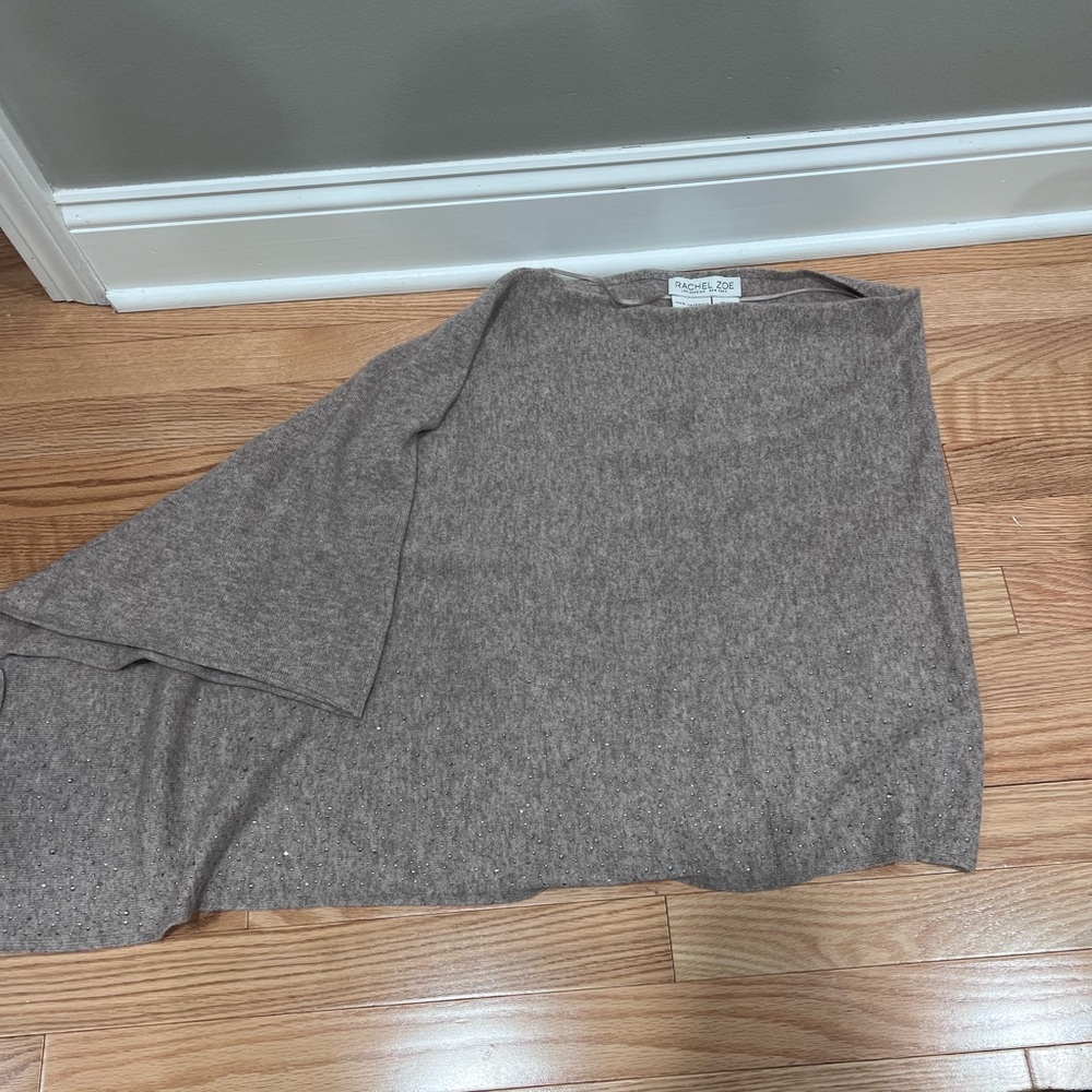 Rachel Zoe neutral Cashmere Sweater SEE PICS SMALL TEAR AT SEAM